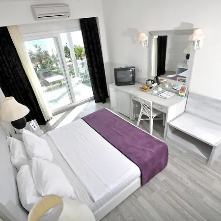 Hotel Charm 4*
